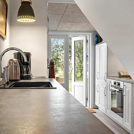 Gorgeous In Sydals With Wifi Dom wakacyjny Nedre Lysabild